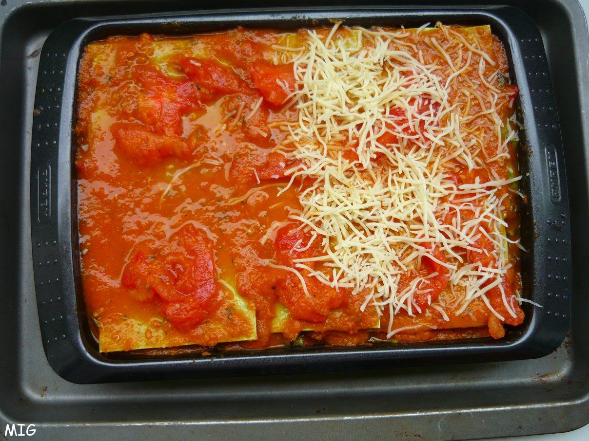 dernière couche, sauce tomate puis fromage