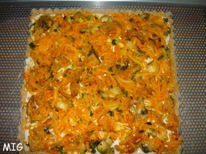 la pâte, l'appareil Philadelphia et marrons puis la poêlée carottes champignons